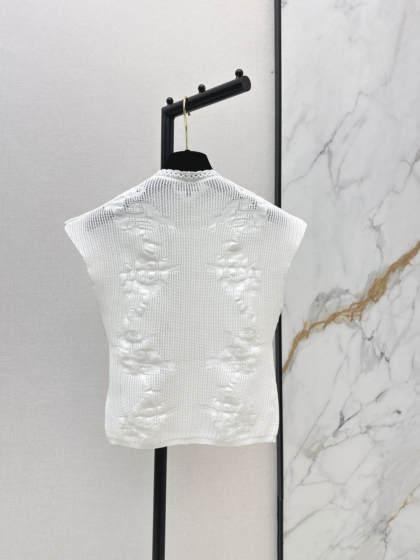 26ss Stand-collar drop-shoulder hollow-out top