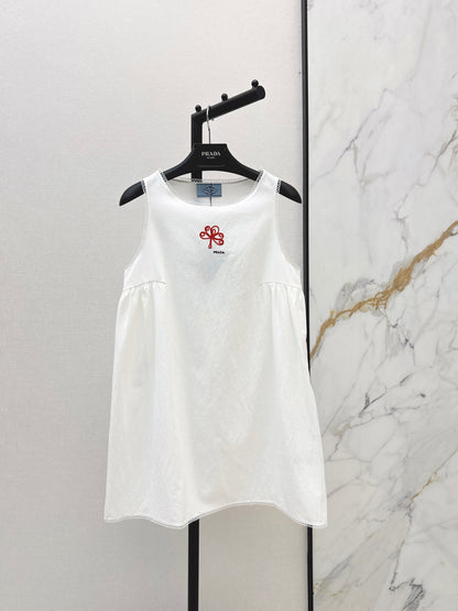 26ss Sleeveless Dress with Embroidered Lace
