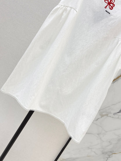 26ss Sleeveless Dress with Embroidered Lace