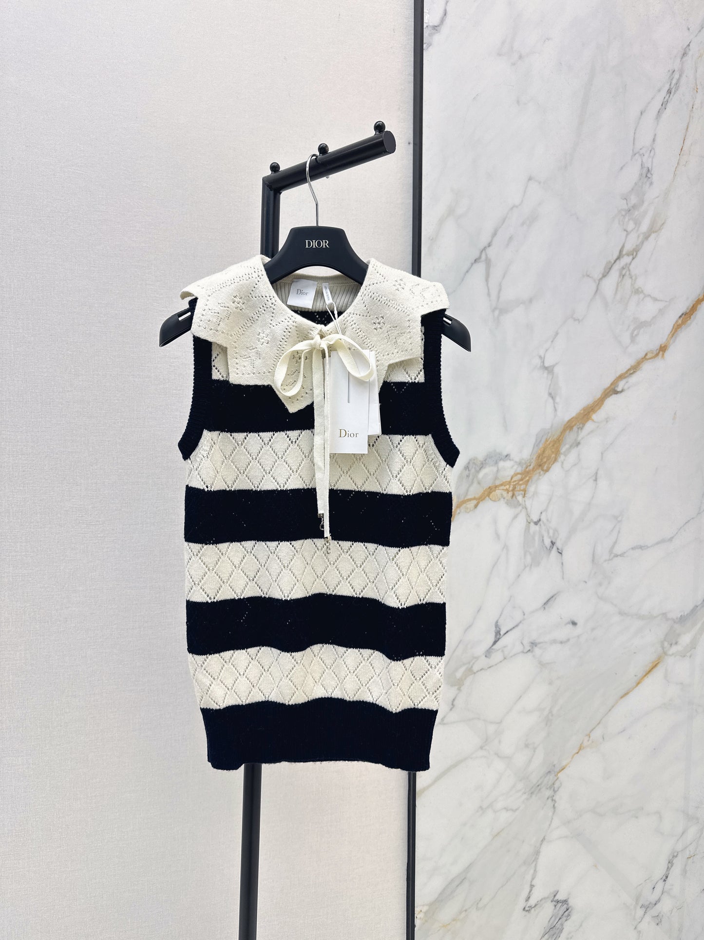 26ss Hollow Lace Knit Vest