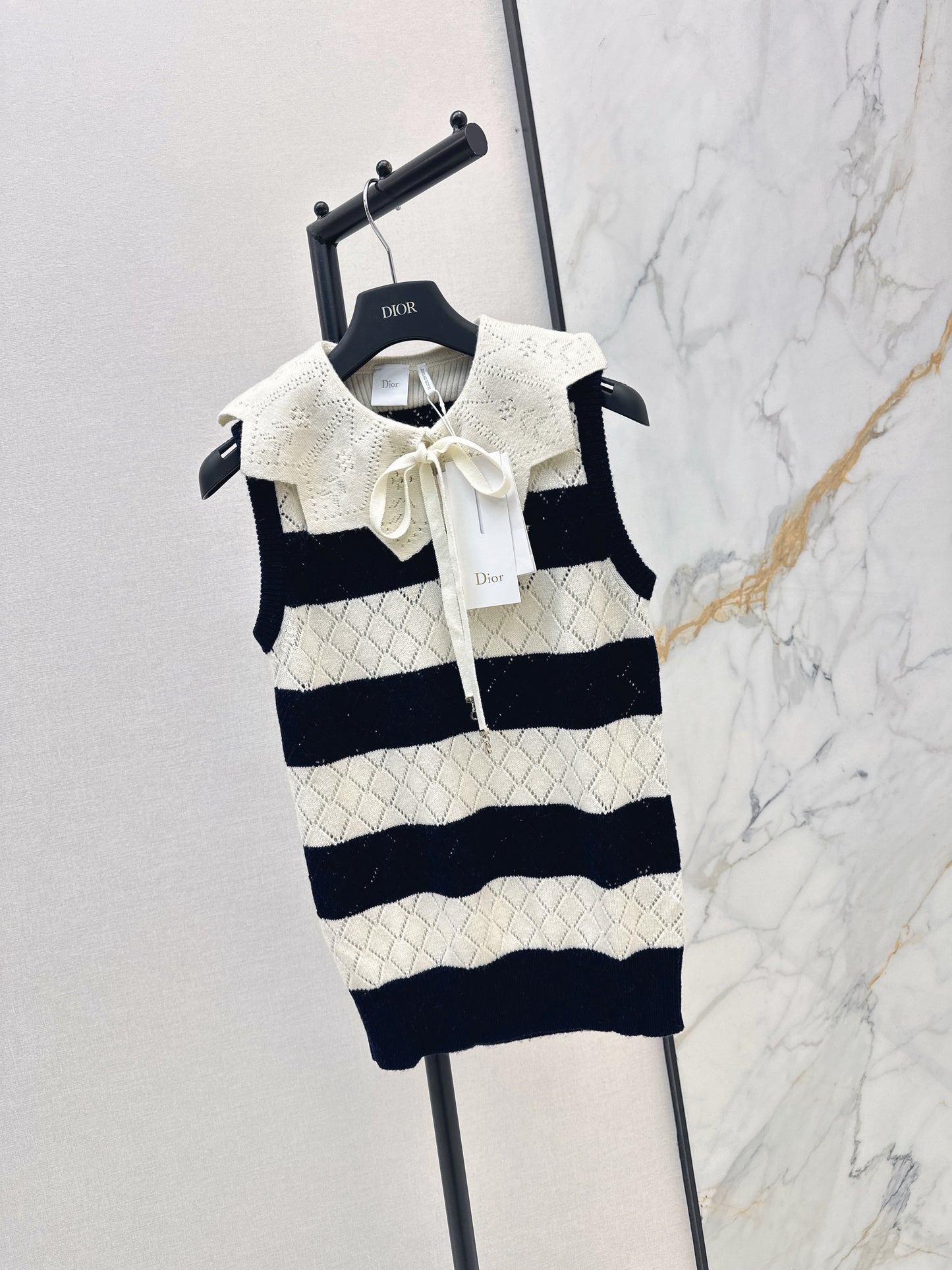 26ss Hollow Lace Knit Vest