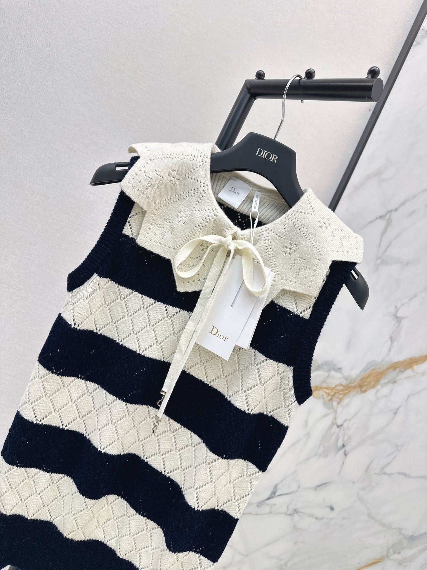 26ss Hollow Lace Knit Vest