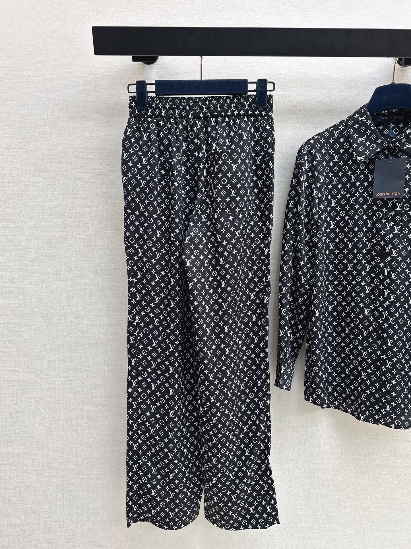 26ss Monogram Pattern Long-Sleeve Shirt / Straight-Leg Pants