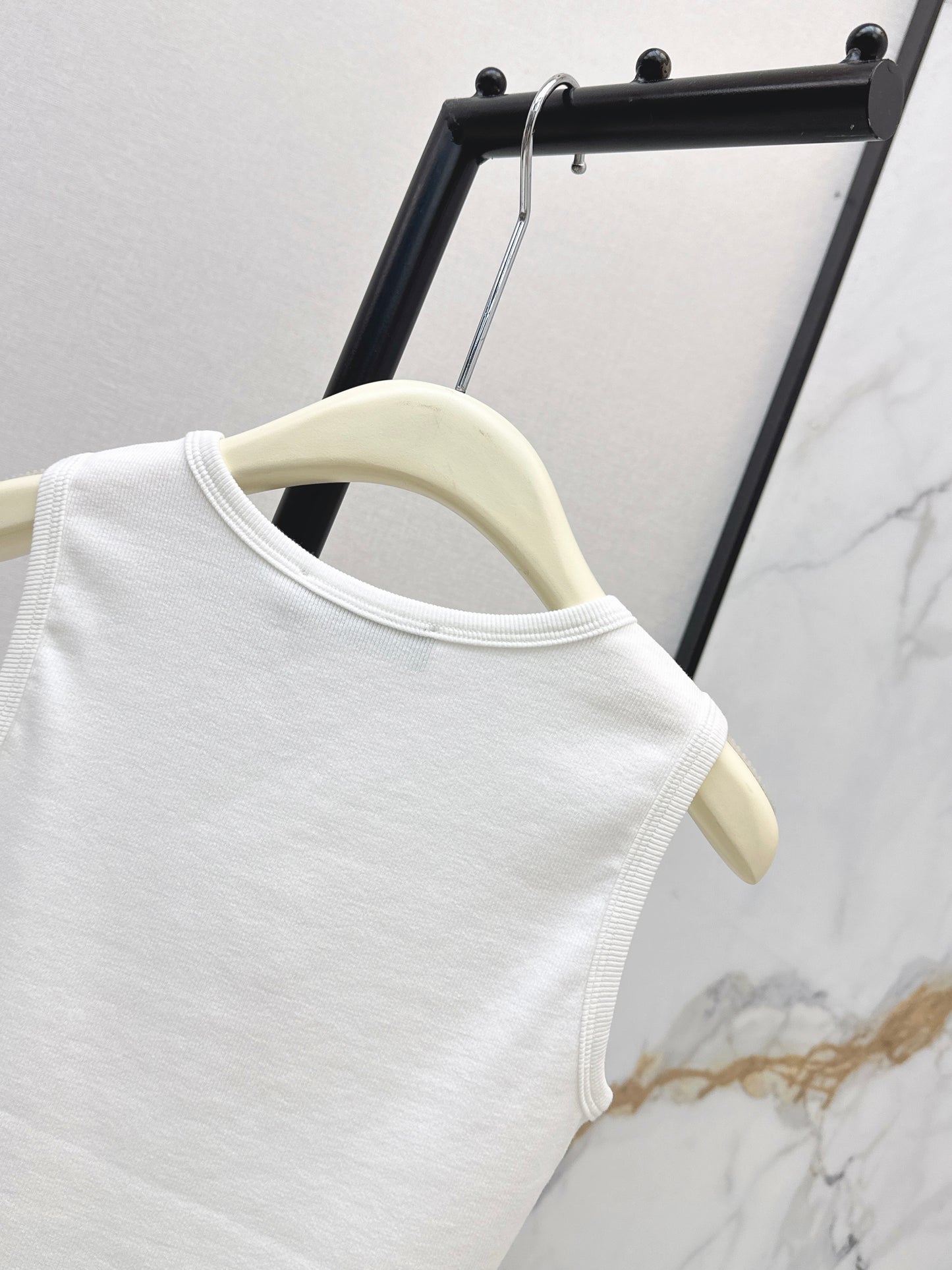 26ss Minimalist Vest