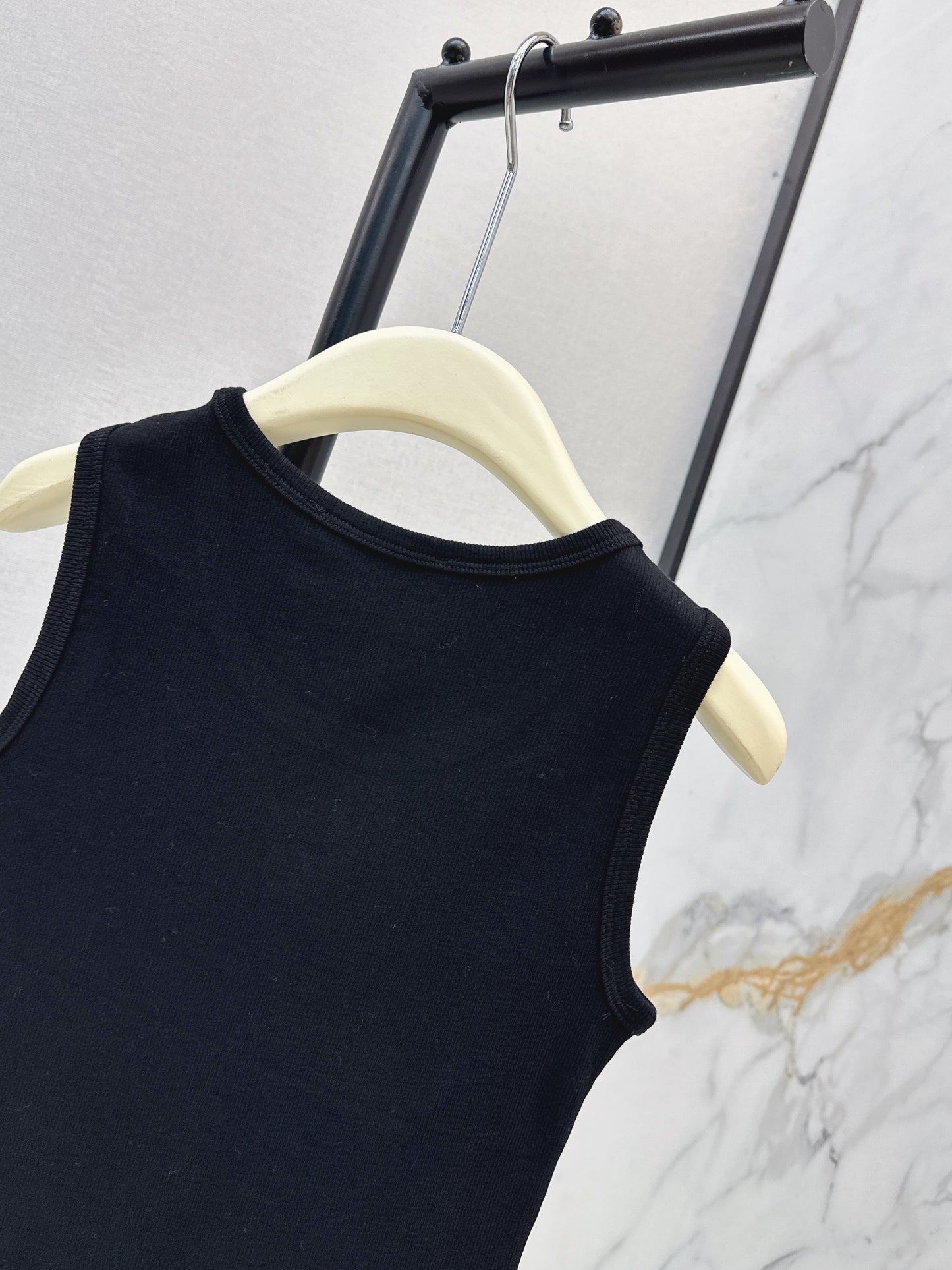 26ss Minimalist Vest
