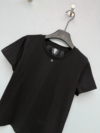 26 New Style: Short-Sleeve T-Shirt with Lace Cutout Back