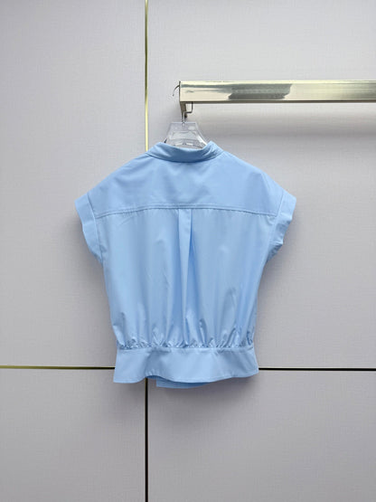 Stand-collar top