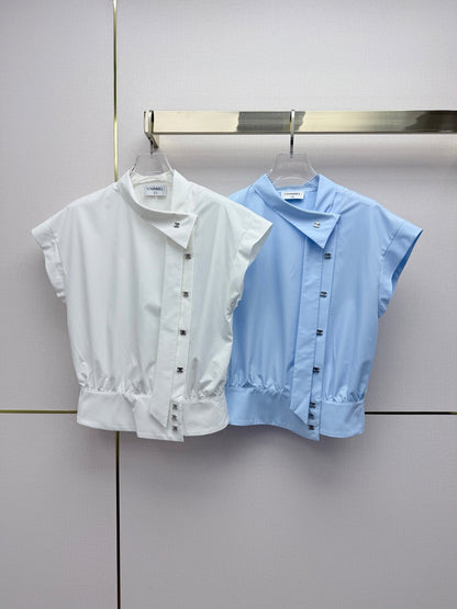 Stand-collar top
