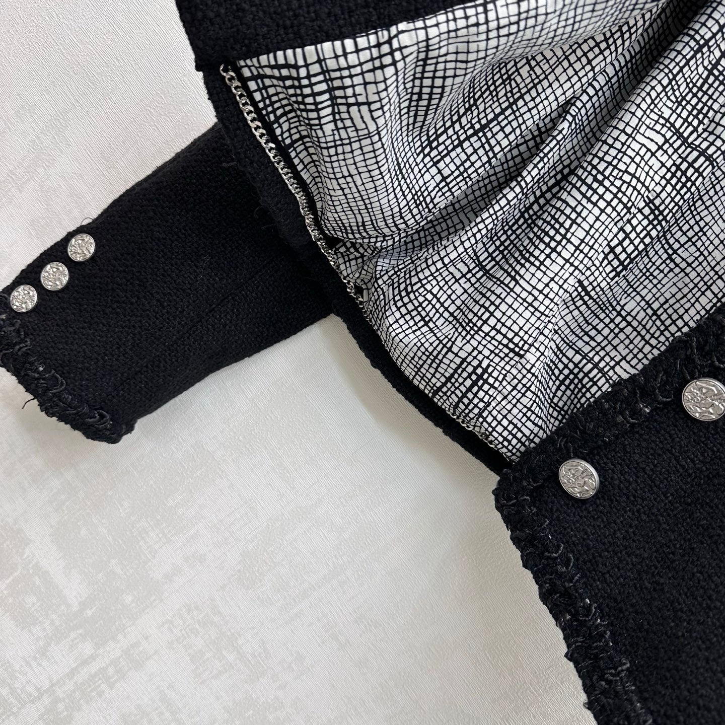 Bound-Edge Crew-Neck Tweed Jacket