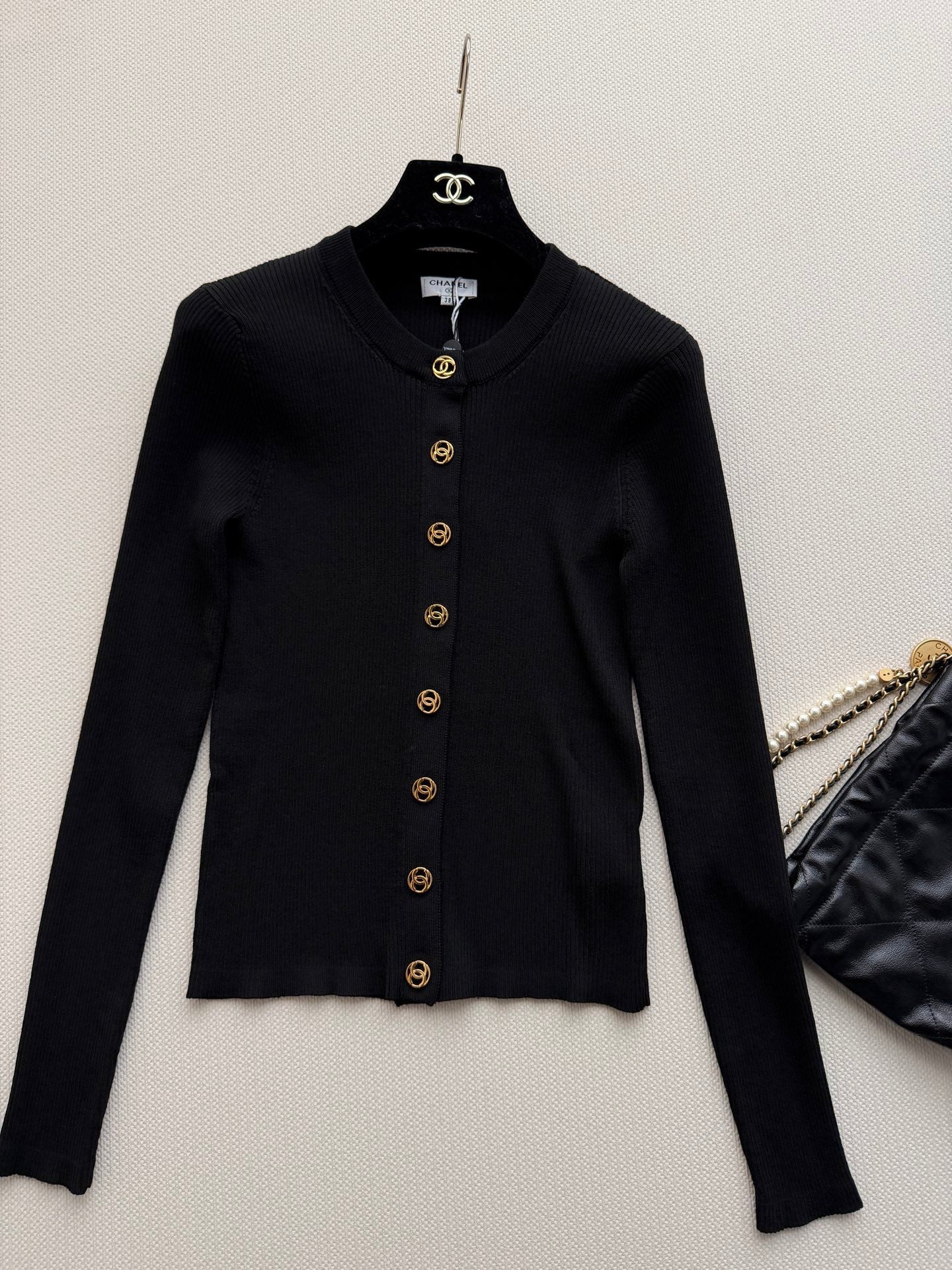 Vertical-Ribbed Knit Cardigan
