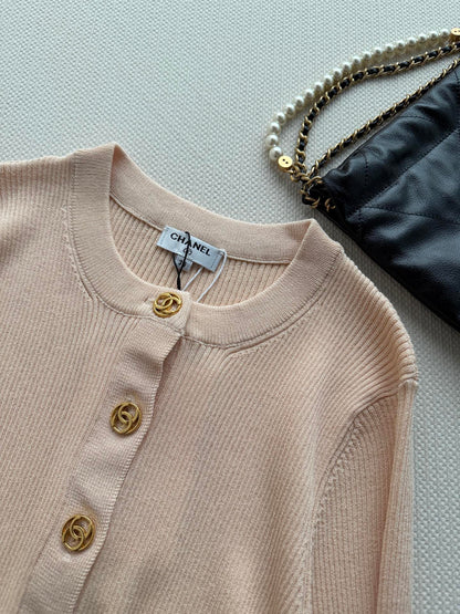 Vertical-Ribbed Knit Cardigan