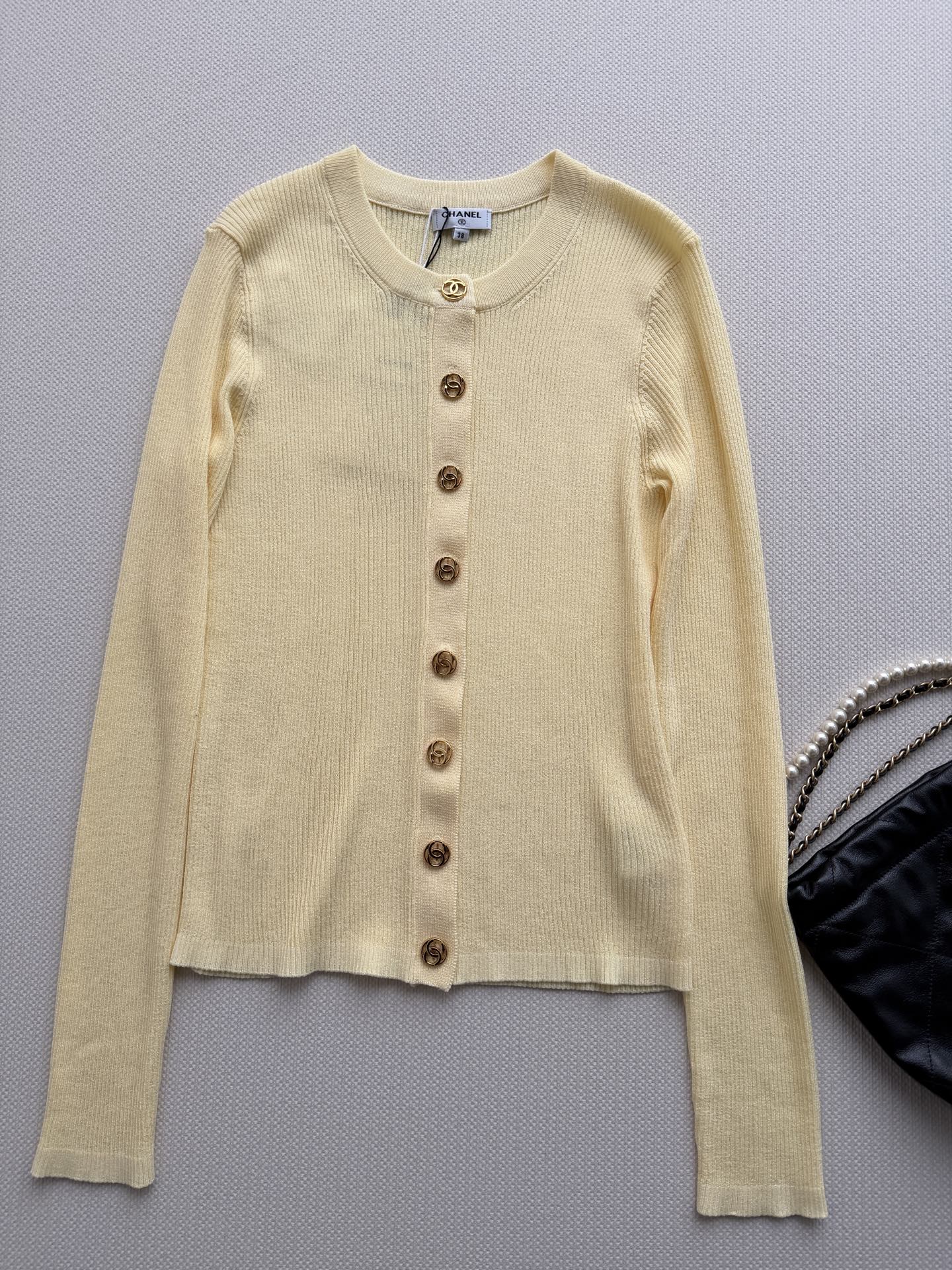 Vertical-Ribbed Knit Cardigan