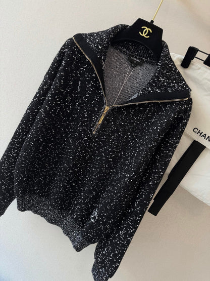 Solid-color long-sleeve knit top with a collar