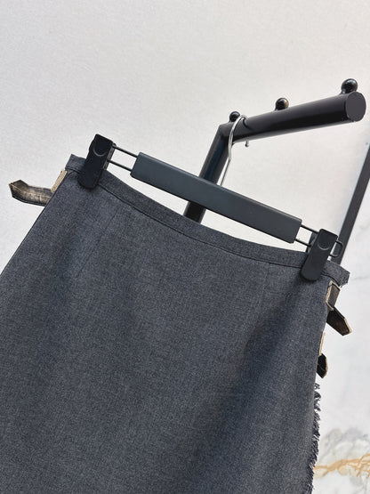 Prada / 26 Spring-Summer Latest Pleated Skirt