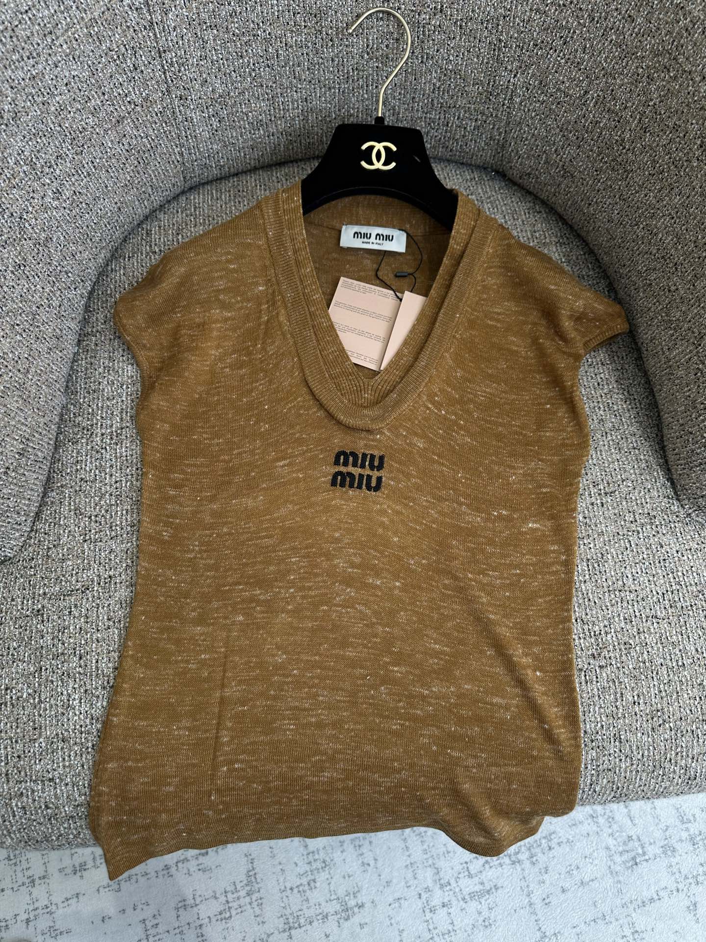 MiuMiu/26 Summer New Sleeveless Knit