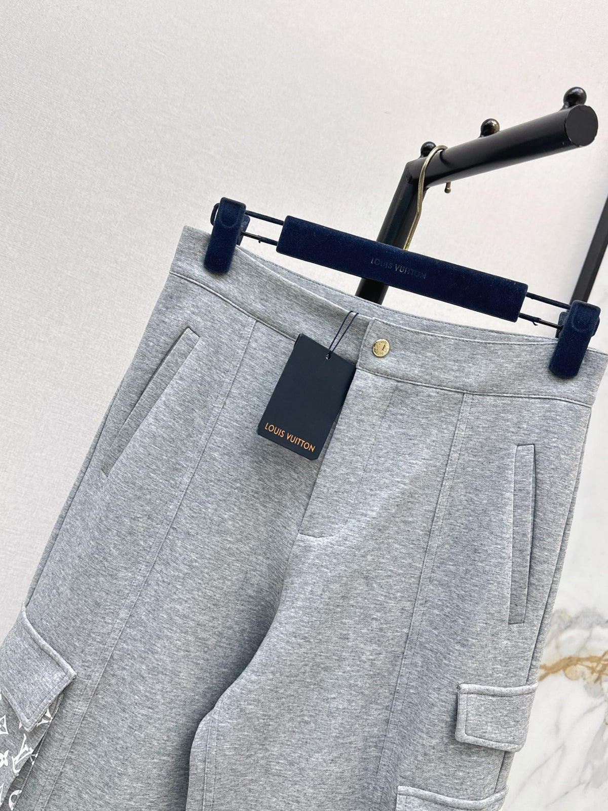 Louis Vuitton / 26 Early Autumn New Long Pants