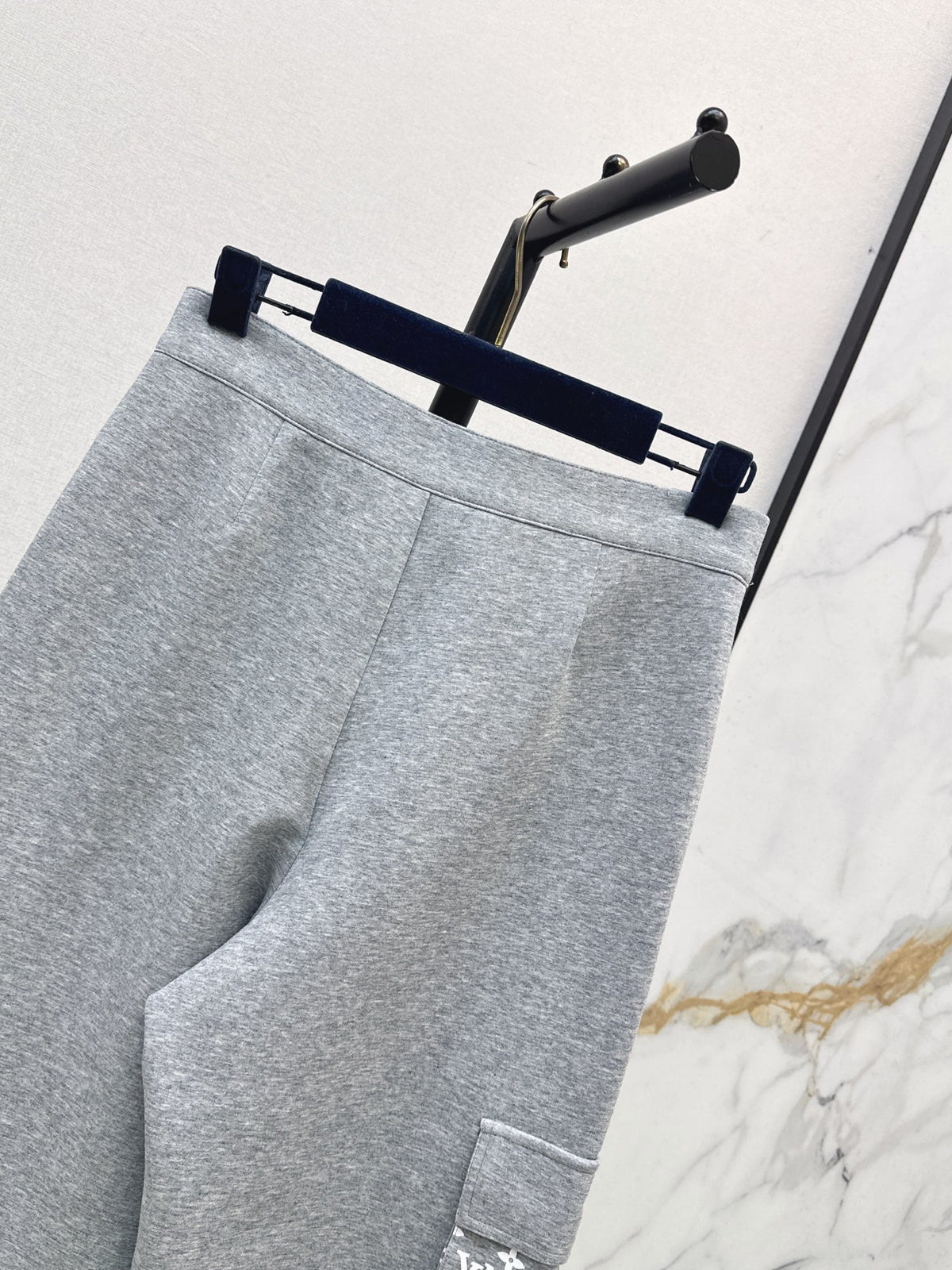 Louis Vuitton / 26 Early Autumn New Long Pants