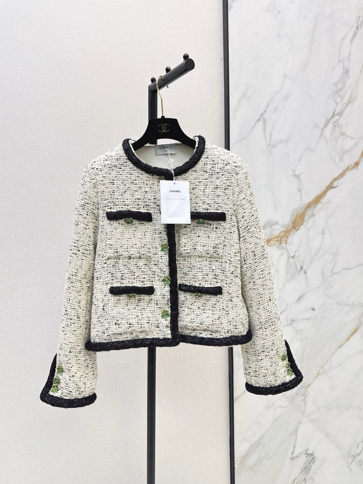Chanel / 26 Fall/Winter Latest Stunning Woven Fabric Set