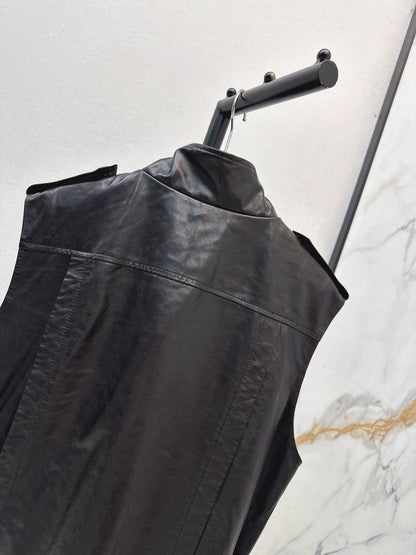 Yves Saint Laurent/26 Early Spring Latest Leather Vest