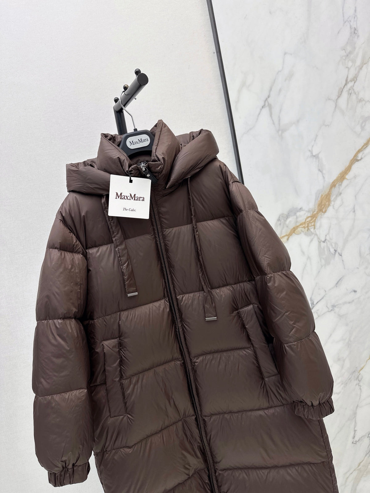 Max Mara/26 Autumn and Winter Latest Hooded Down Jacket