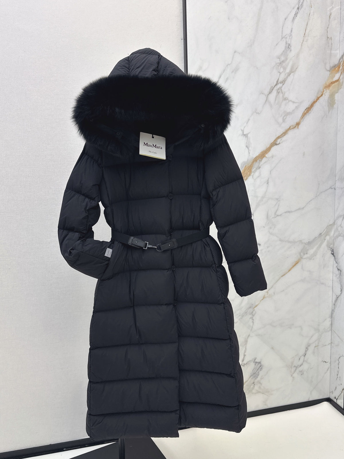 Max Mara/26 Fall/Winter Latest Large Fur Collar Hooded Down Jacket