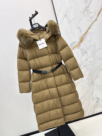 Max Mara/26 Fall/Winter Latest Large Fur Collar Hooded Down Jacket