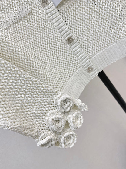 Chanel / 26 Early Autumn Latest Hollow Knit Cardigan