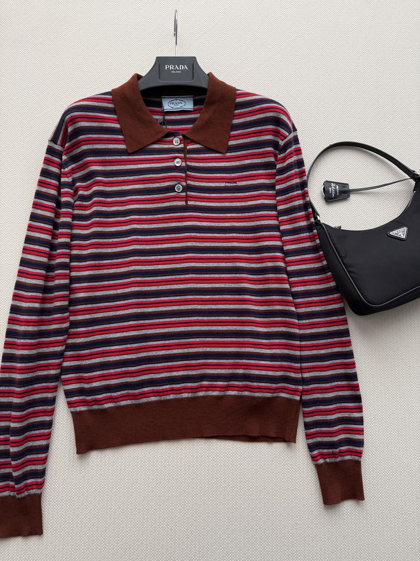 Prada/26 Early Autumn latest collared knit Polo shirt.