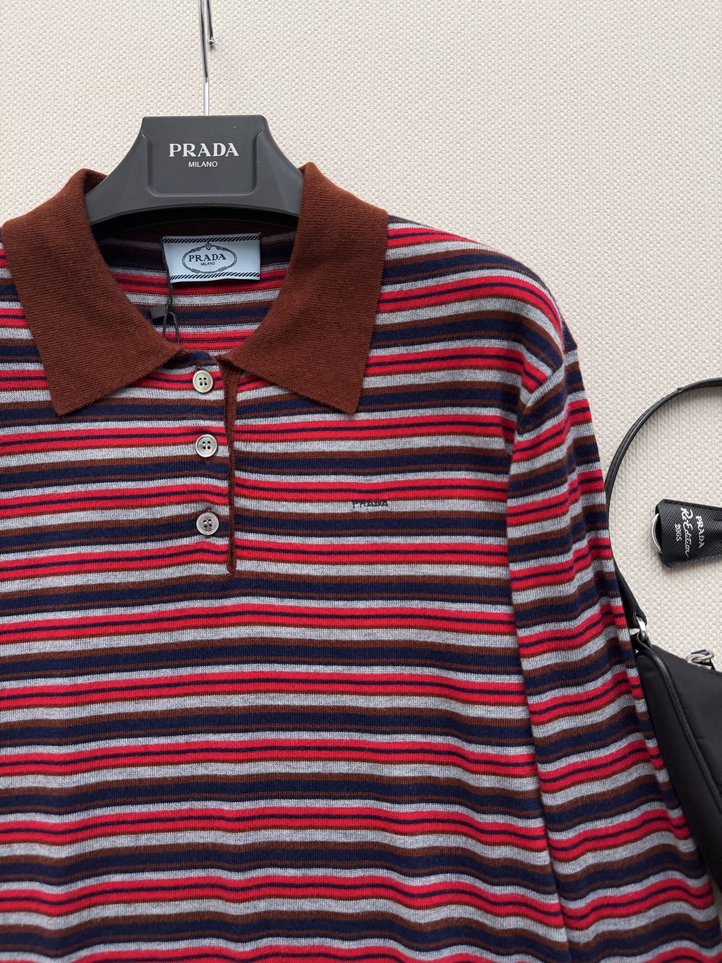 Prada/26 Early Autumn latest collared knit Polo shirt.