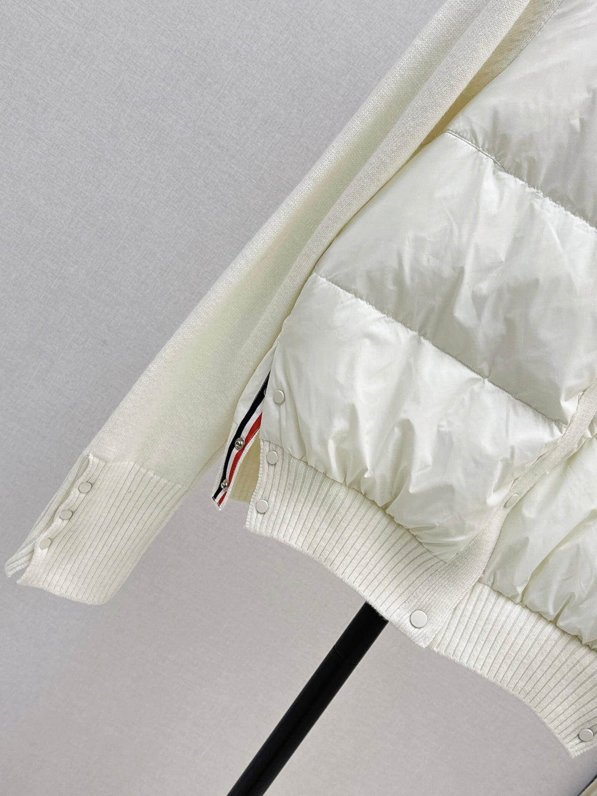 Thom Browne/26 Early Autumn Latest Short Down Jacket with Collar