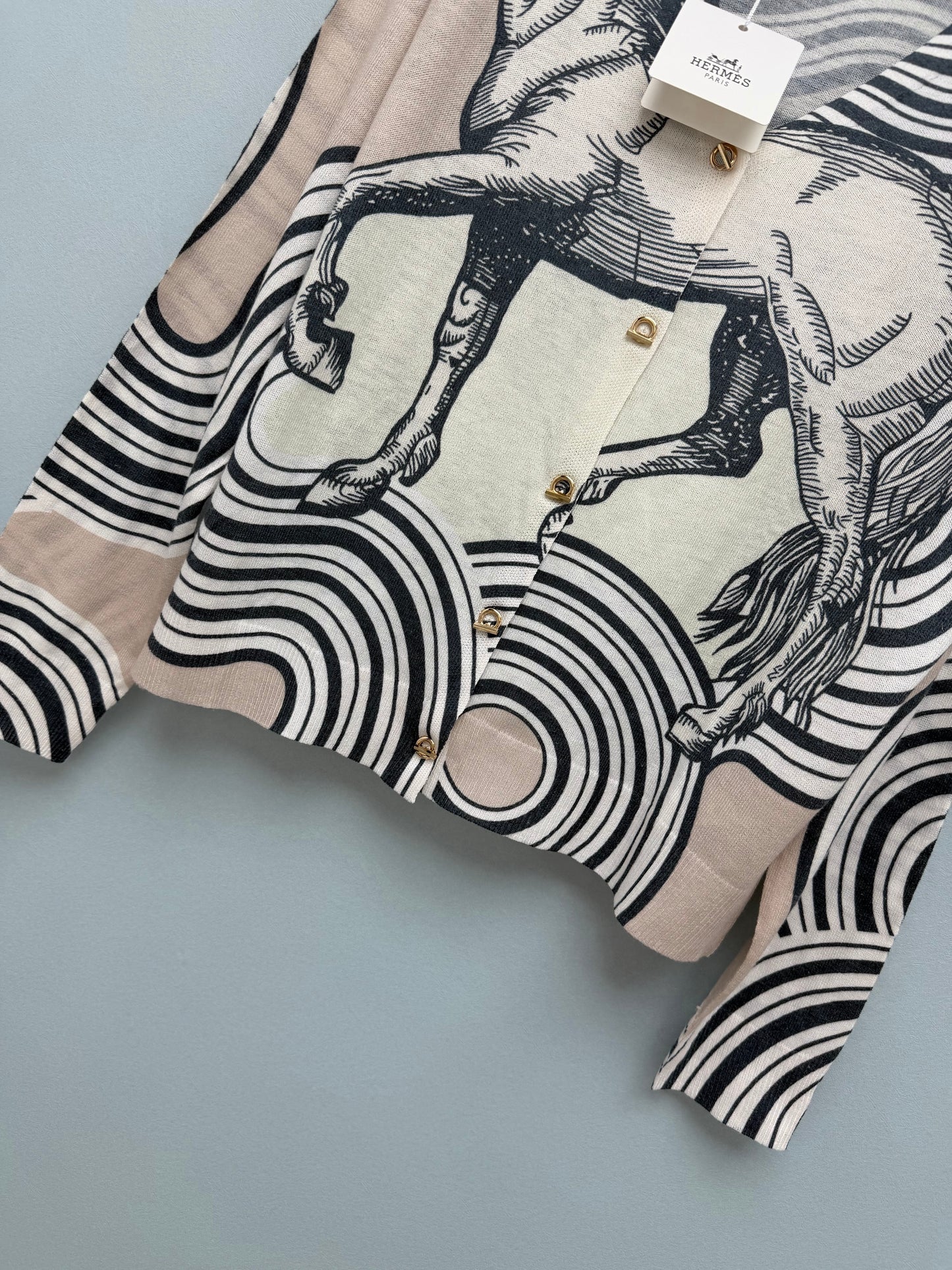 Hermès/26 New Equestrian-Style Lightweight V-Neck Knit Cardigan