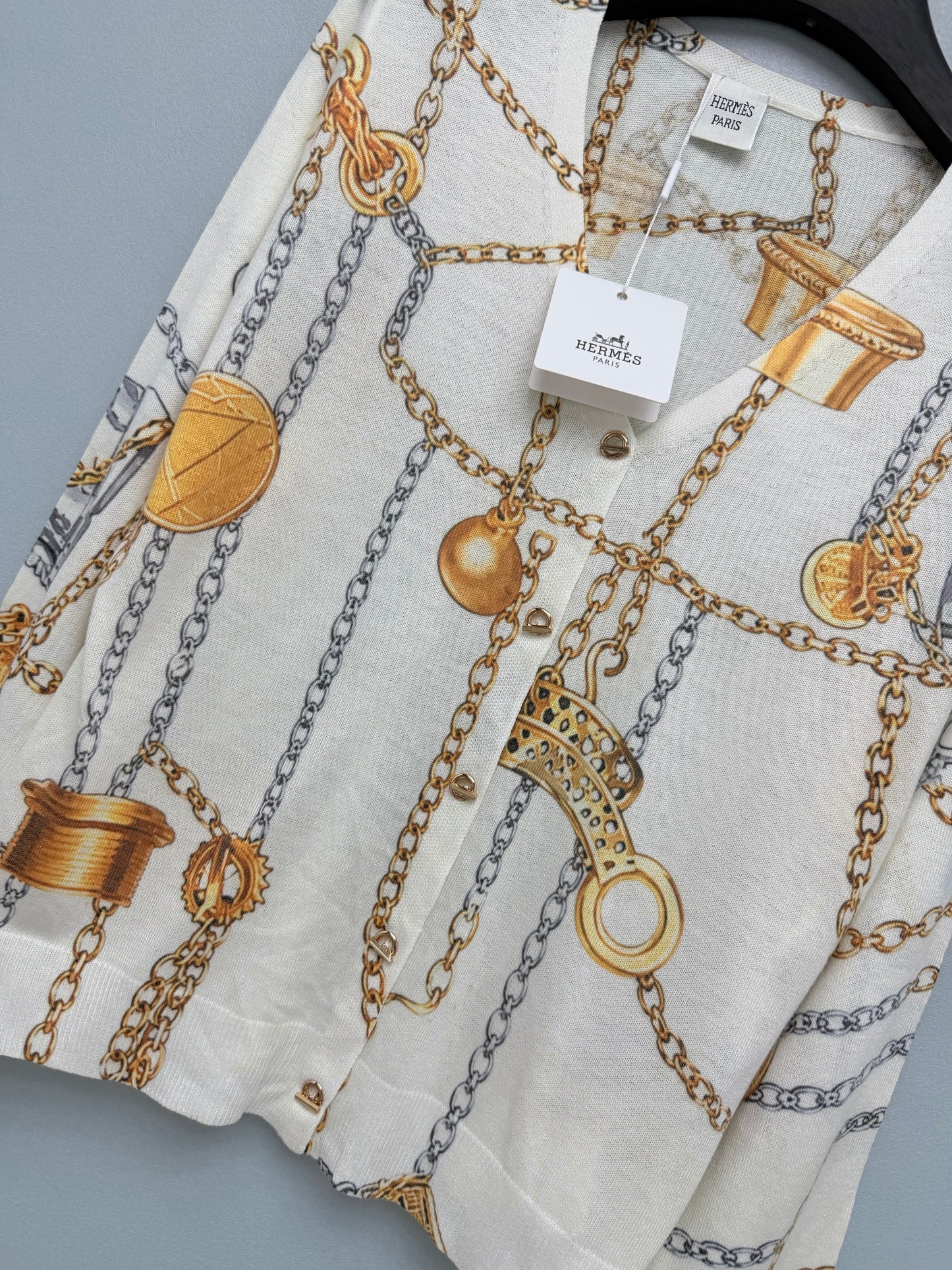 Hermès/26 New Equestrian-Style Lightweight V-Neck Knit Cardigan