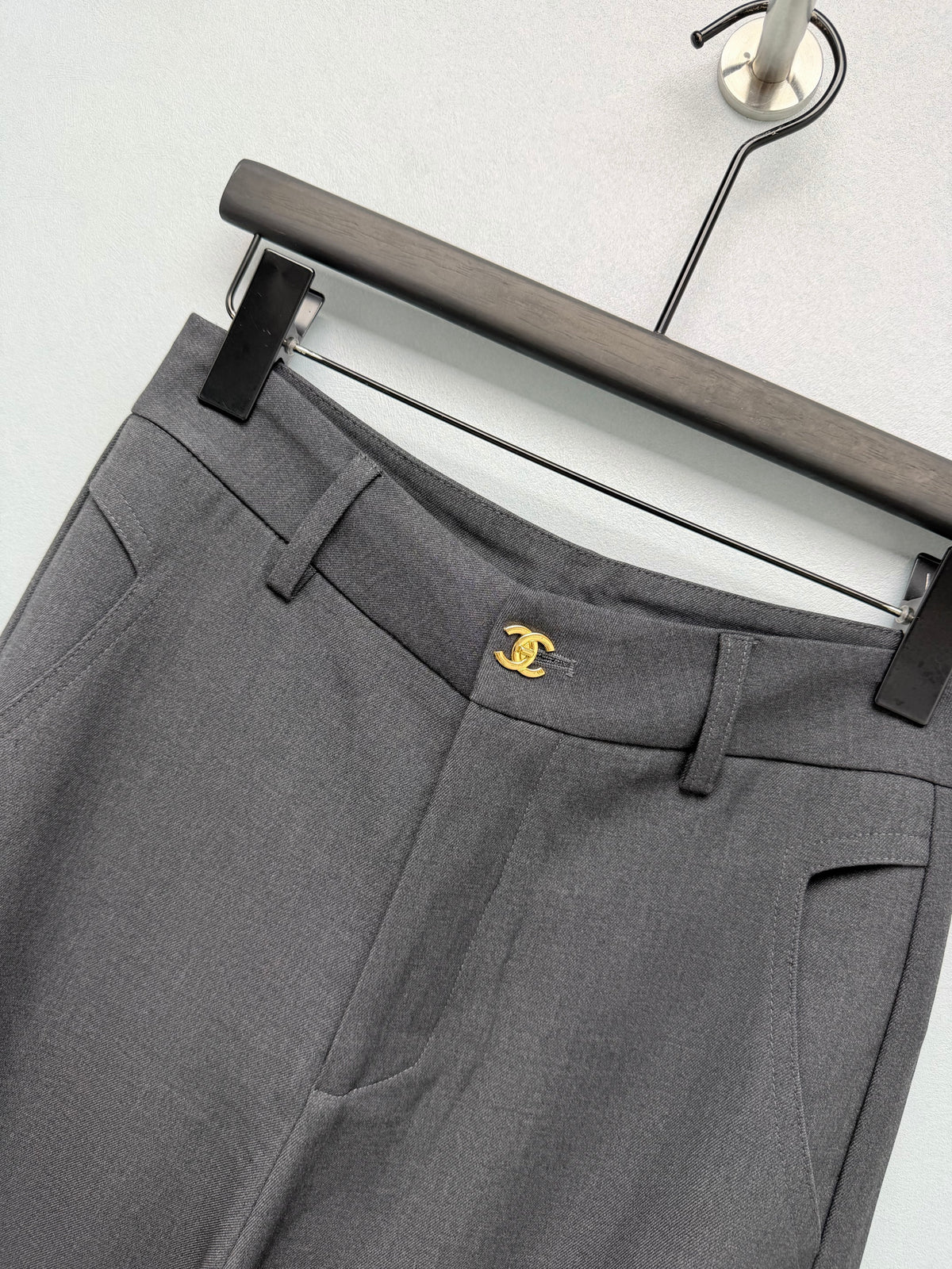 Chanel / New High-Waist Wide-Leg Pants