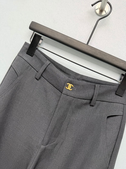 Chanel / New High-Waist Wide-Leg Pants