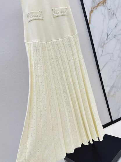 Chanel / 26 Early Autumn Latest Heavy Beaded Sleeveless Knit Dress