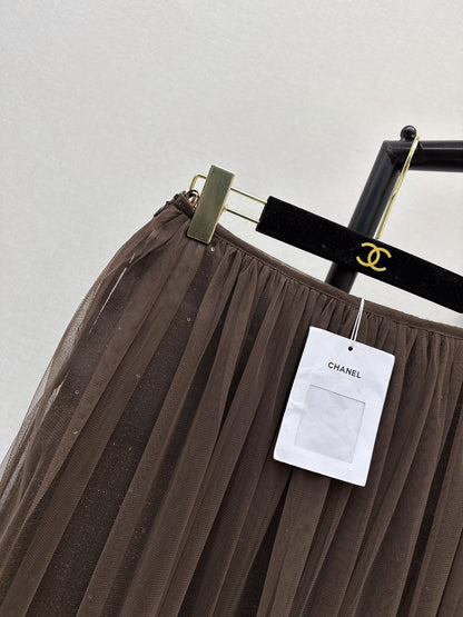 Chanel/26 Fall-Winter Latest Woven Skirt + Tulle Maxi Skirt