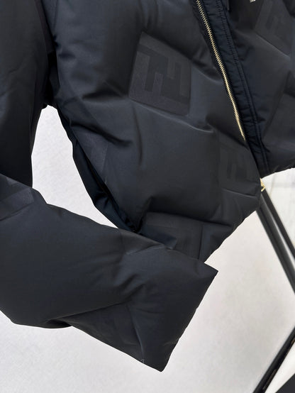 Fendi/26Latest Fall/Winter Down Jacket