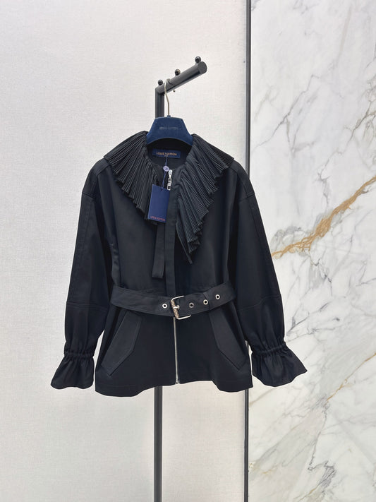 Louis Vuitton/26Latest Autumn/Winter Black Cropped Trench Coat