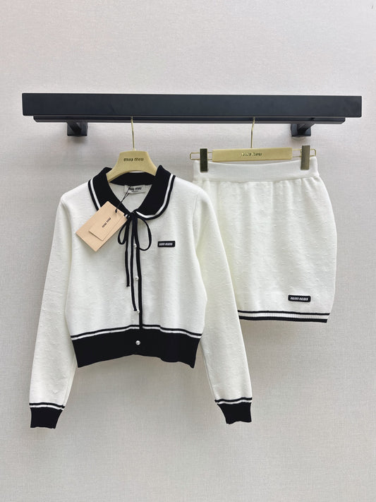 MiuMiu/26Latest Early-Autumn Outfit Set: A Youthful, Miu-Inspired Look