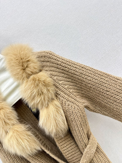 Fendi / 26 Fall/Winter Latest Fox Fur-Trimmed Knit Cardigan