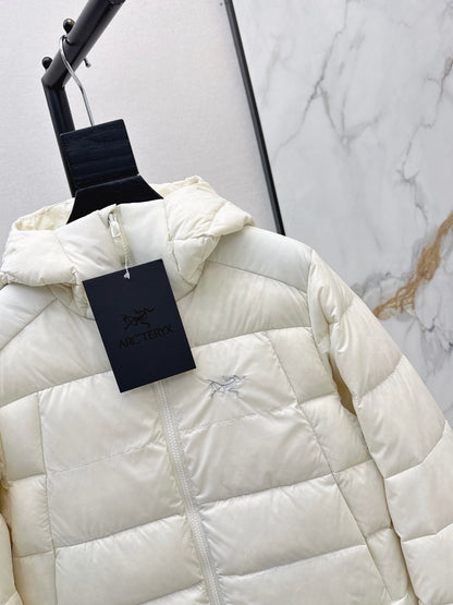 ARC'TERYX/ 26 Fall/Winter Latest Stand Collar Hooded Short Down Jacket