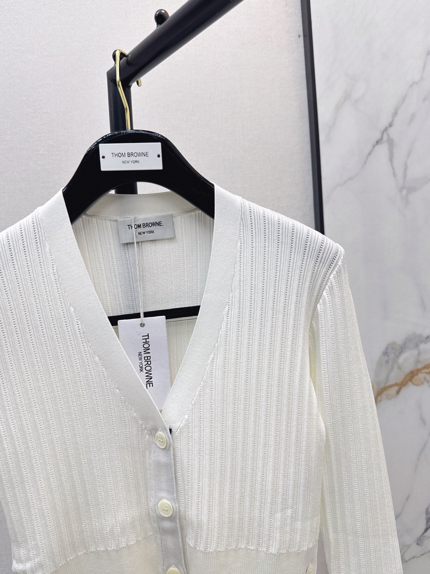 Thom Browne/26 Fall/Winter Latest Short Cardigan