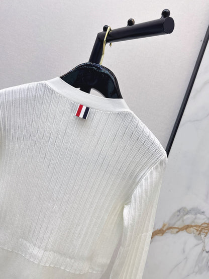Thom Browne/26 Fall/Winter Latest Short Cardigan