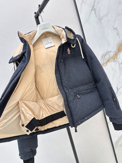 Moncler/26 Fall/Winter Latest Detachable Sleeve Down Puffer Jacket