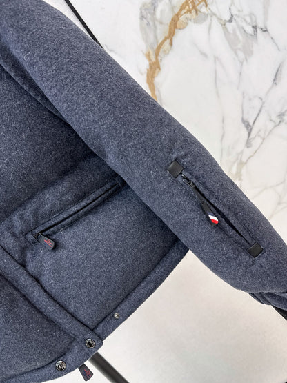 Moncler/26 Fall/Winter Latest Detachable Sleeve Down Puffer Jacket