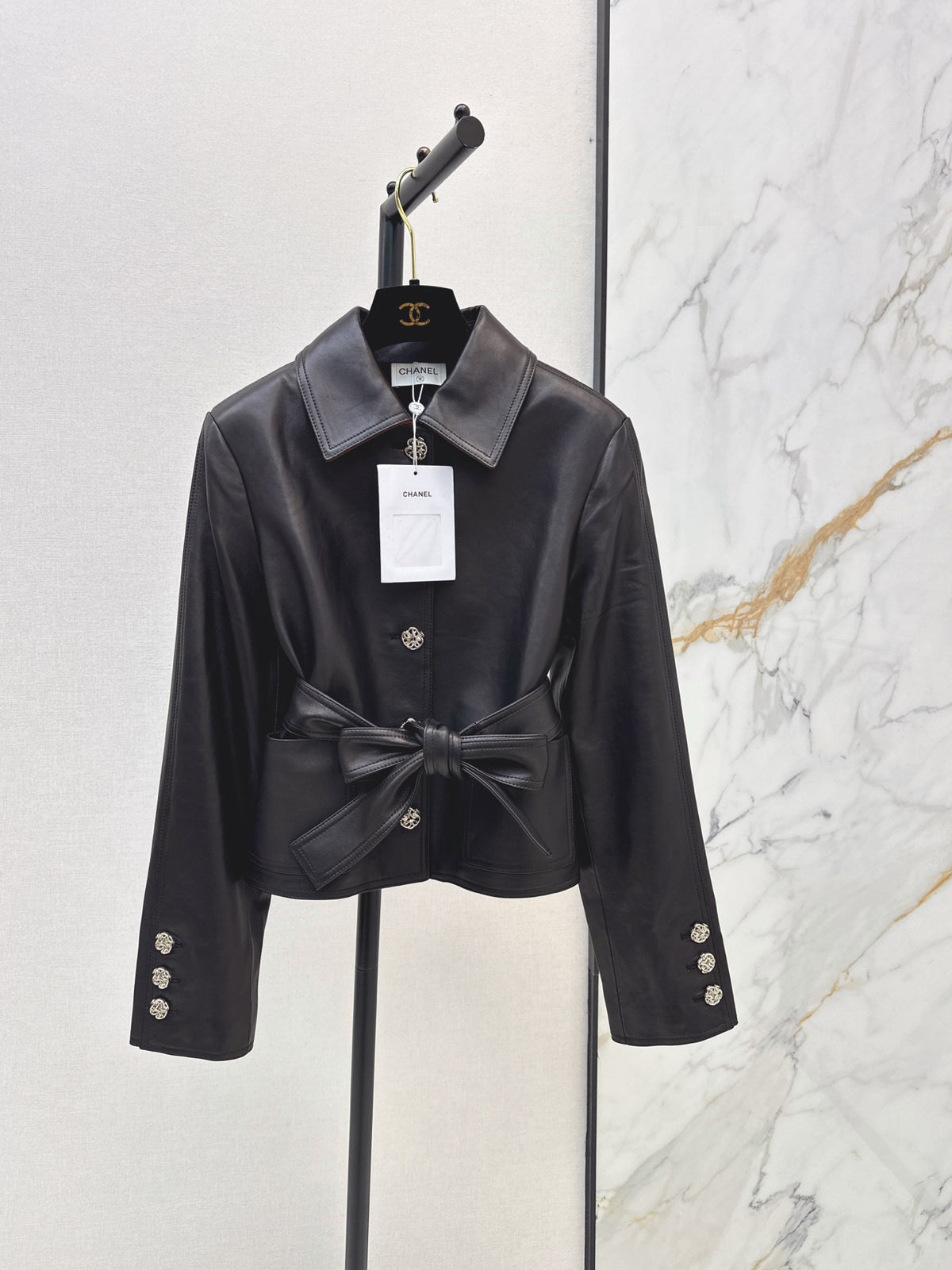 Chanel/26 Early Autumn Latest High-End Handmade Workshop Trench-Style Leather Jacket
