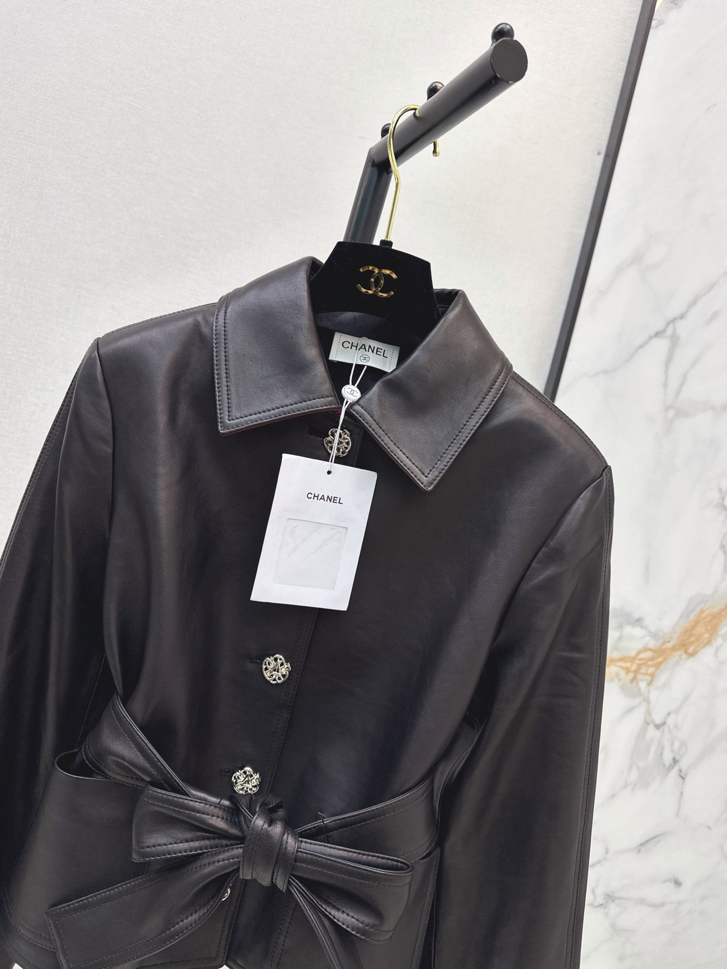 Chanel/26 Early Autumn Latest High-End Handmade Workshop Trench-Style Leather Jacket
