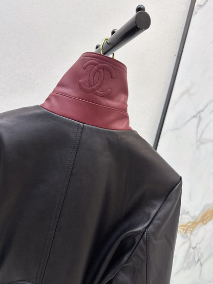 Chanel/26 Early Autumn Latest High-End Handmade Workshop Trench-Style Leather Jacket