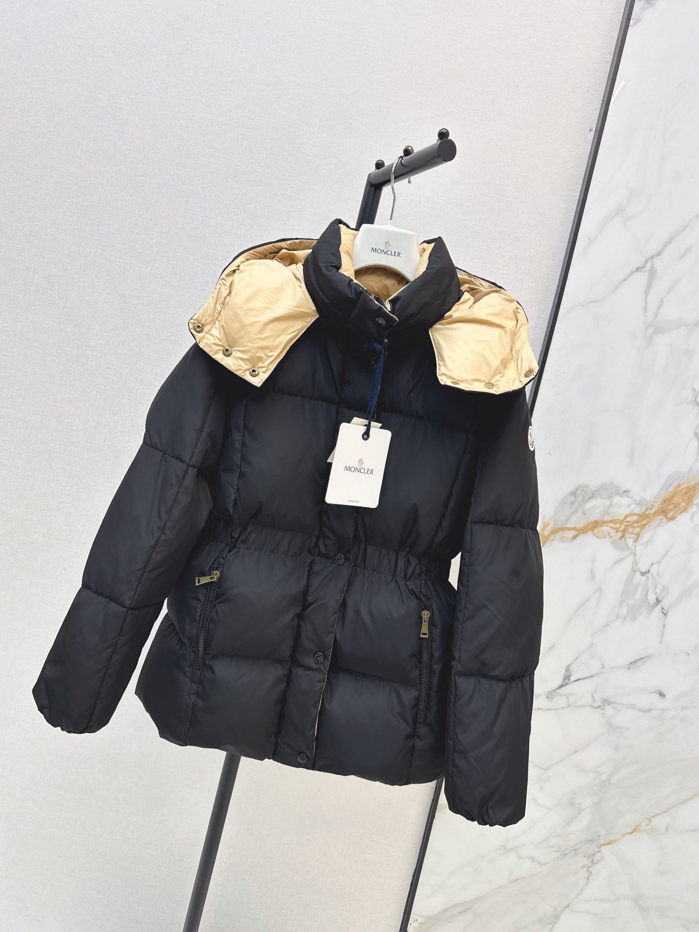 MONCLER/26 Fall-Winter Latest Hooded Waist-Cinched Down Jacket