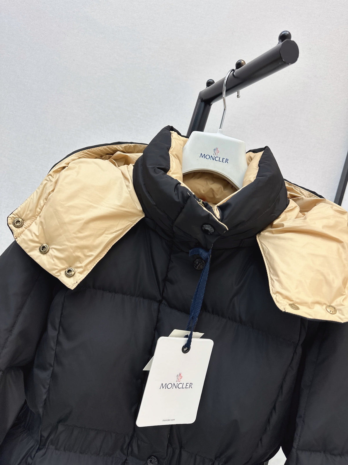 MONCLER/26 Fall-Winter Latest Hooded Waist-Cinched Down Jacket